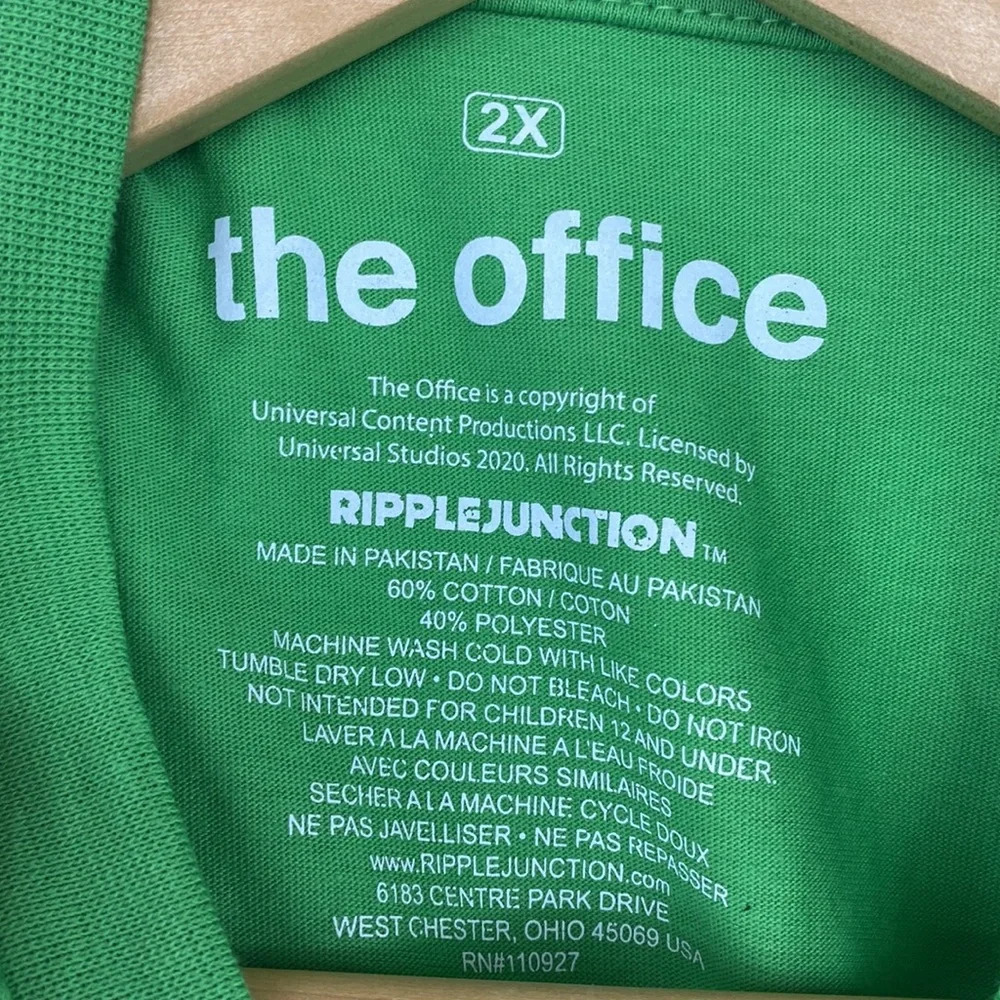 NWT The Office Xmas Kevin Shirt 🎅 🎄 - Picture 4 of 4